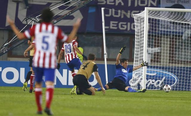 Austria Atletico CL R 3 2013 2014 000